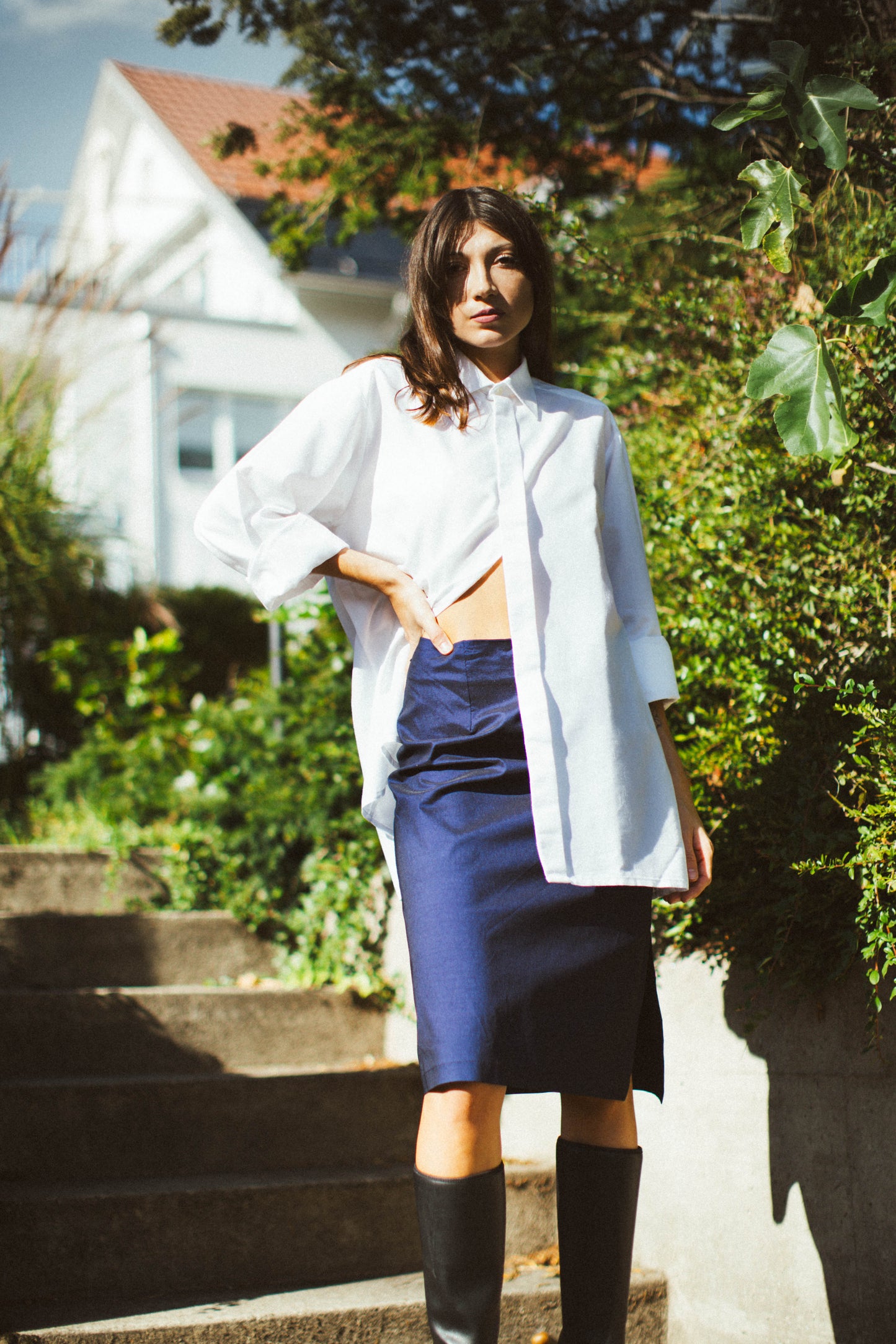 MIDNIGHT BLUE MIDI SKIRT