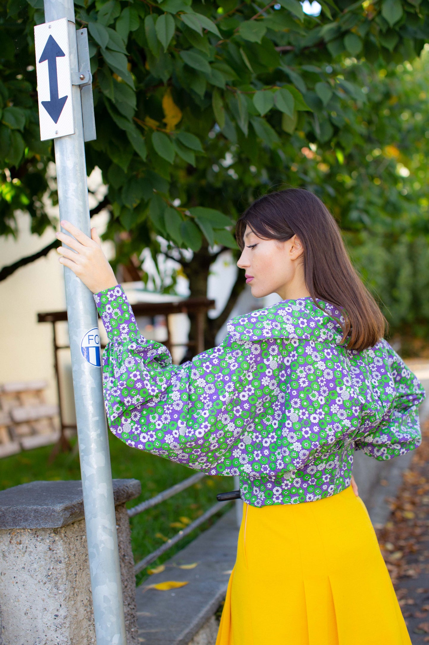 VINTAGE PUFF SLEEVE TOP